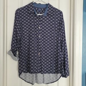 Izod Navy and‎ White Patterned Button Down Shirt